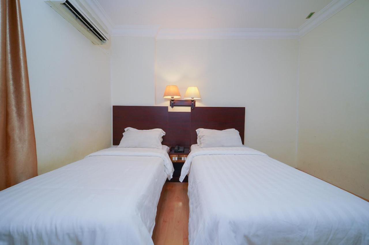 Capital O 89658 Bustani Hotel Jitra Luaran gambar